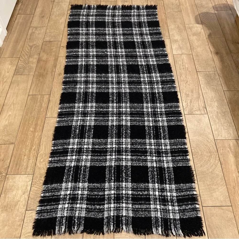 Zara Black & White Plaid Blanket Scarf